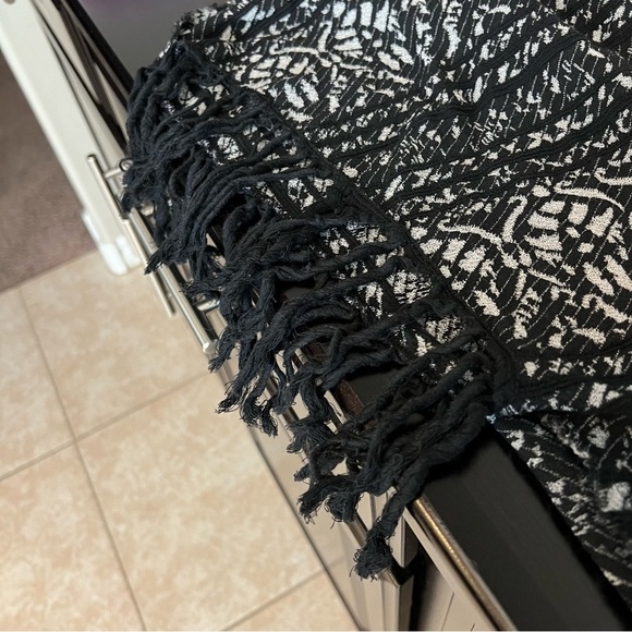 Free People open front cocoon kimono duster, fringed sleeve det Oversized XS - Picture 9 of 10